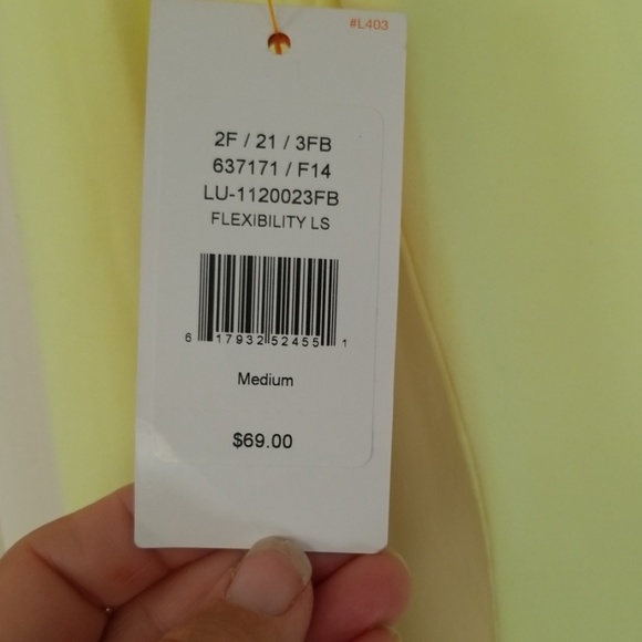 Lucy flexibility long sleeve top - Picture 6 of 6